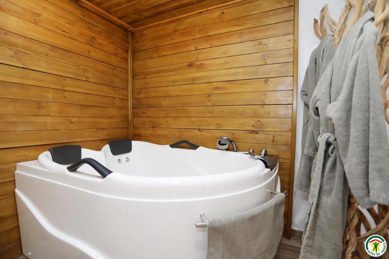 Chambre D'Hotes Des Loyes Jaillans Ngoại thất bức ảnh